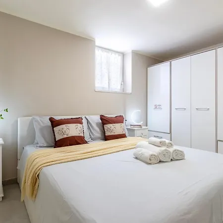 Holiday home Favola Rosa *